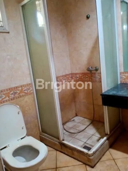 image RUMAH MEWAH 2 LANTAI DI RAFFLES HILLS CIBUBUR (4)