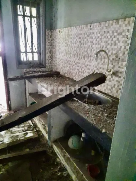image RUMAH SEDERHANA PERLU RENOVASI DI PERUMAHAN KOTA DEPOK (7)