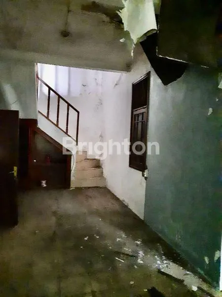 image RUMAH SEDERHANA PERLU RENOVASI DI PERUMAHAN KOTA DEPOK (4)