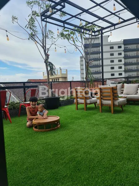 image RUMAH INDUSTRIAL DENGAN ROOFTOP DI KELAPA DUA TANGERANG (1)