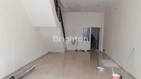 image RUKO 3 LANTAI GLAZE GADING SERPONG TANGERANG (2)