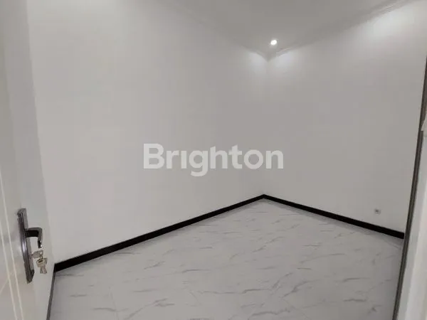 image NEW HOUSE 2 LANTAI MULYOSARI DEKAT GALAXY MALL (5)