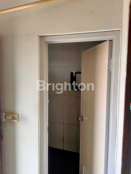 image RUMAH 2 LT STRATEGIS BONUS 3 RUKO HARGA NEGO HINGGA DEAL (5)