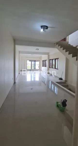 RUKO 5LANTAI COCOK UNTUK USAHA DAN TEMPAT TINGGAL DI SURABAYA