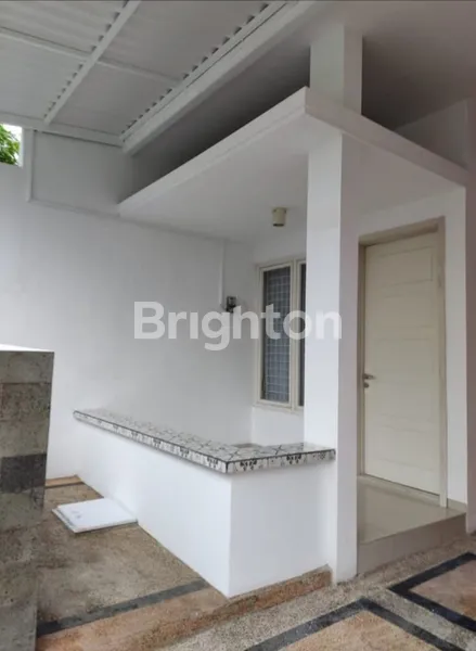 image RUMAH MINIMALIS 2 LANTAI KENJERAN PERMAI (1)