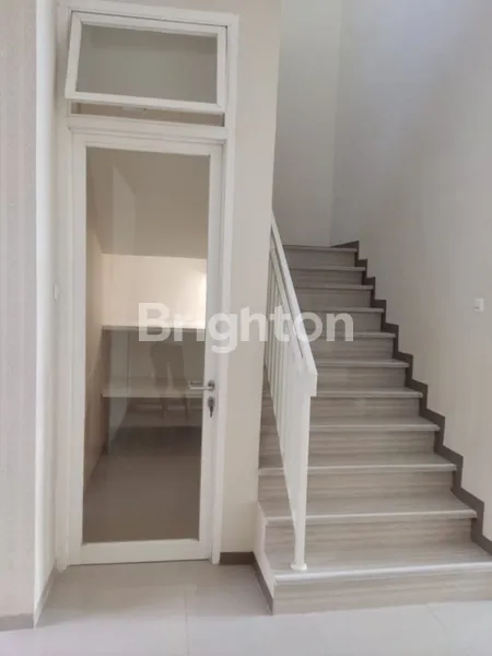 image RUMAH MINIMALIS 2 LANTAI KENJERAN PERMAI (6)