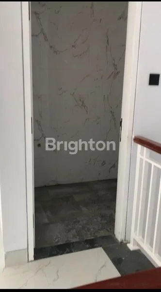 image RUKO 2 LANTAI BARU JADI AREA TURIS JALAN GUNUNG SALAK PADANG SAMBIAN (5)