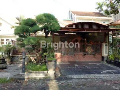 image RUMAH ARAYA LOKASI STRATEGIS DEKAT PLAZA (2)