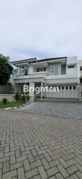 image RUMAH 2 LANTAI MINIMALIS SIAP HUNI LOKASI STATEGIS PURI GALAXY (1)