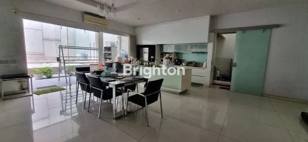 image RUMAH 2 LANTAI MINIMALIS SIAP HUNI LOKASI STATEGIS PURI GALAXY (2)