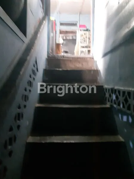 image RUMAH LUAS DI JL. JOHAR SEKIP (6)