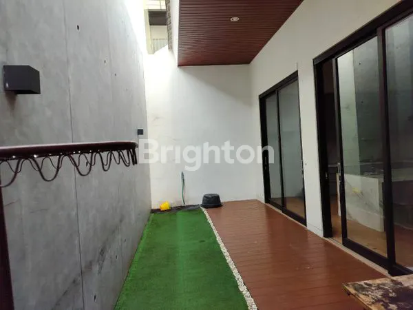 image RUMAH MEWAH CLUSTER ELITE DI CITRALAND SEMARANG (5)