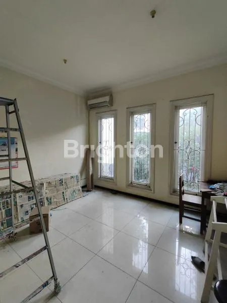image TERMURAH RUMAH REGENCY 21 SURABAYA TIMUR DEKAT MERR GM (3)