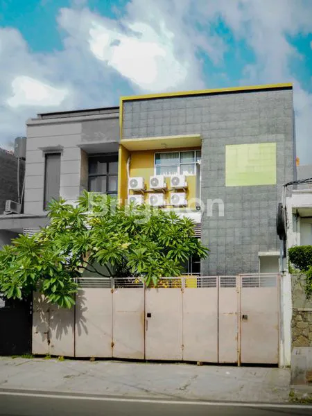 image RUMAH KOST KEMANGGISAN 20 KAMAR MASIH AKTIF FULL FURNISH (1)