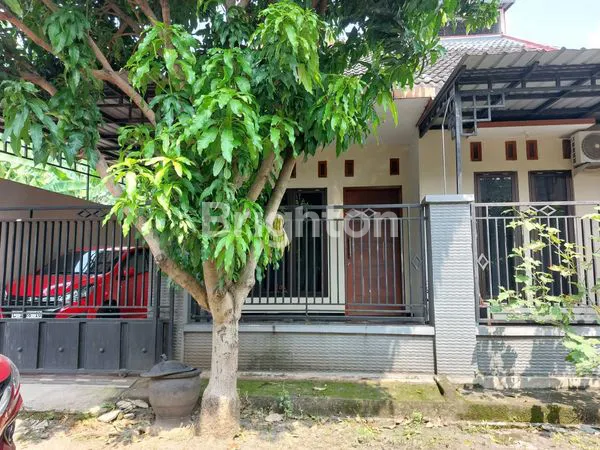 image DIJUAL RUMAH CANTIK DI CANDRA KIRANA  KEDIRI  (2)