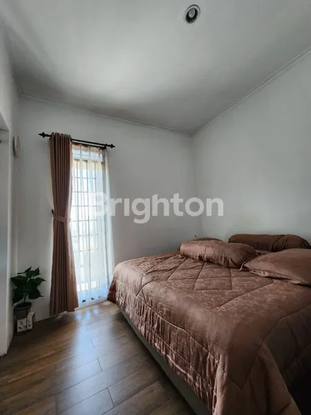 image RUMAH TERAWAT SIAP HUNI DI CIWARUGA BANDUNG (2)