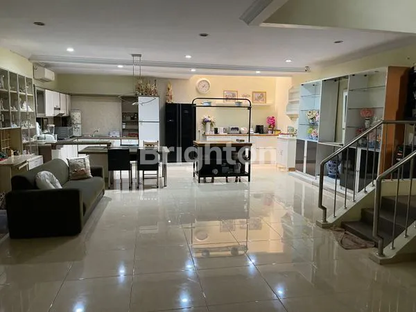 image RUMAH 2 LANTAI FULL FURNISHED GADING KIRANA JAKARTA UTARA (5)