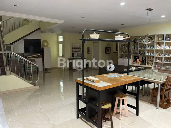 image RUMAH 2 LANTAI FULL FURNISHED GADING KIRANA JAKARTA UTARA (6)