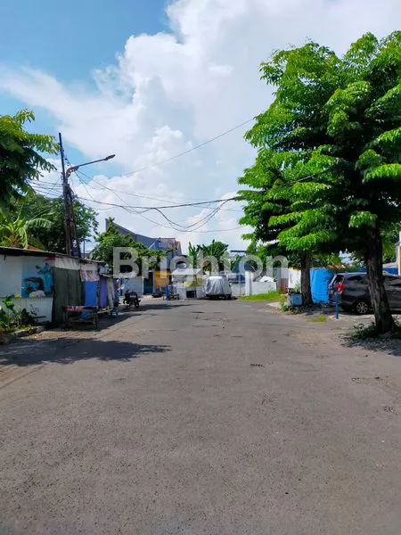 image RUKO 3 LANTAI DI MANYAR KERTOARJO, DI KAWASAN KULINER / RESTORAN, DEKAT SAMSAT & BONET SUPERMARKET (4)