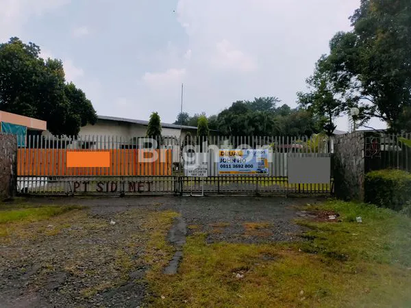 PABRIK 4,5 HEKTAR AN, LOKASI PREMIUM HADAP JALAN RAYA PROPINSI, LEBAR 150 METER, LISTRIK 550 KVA, 4 KM DARI EXIT TOL WARU DAN KARANGPILANG