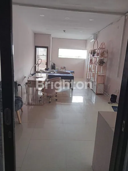 image TURUN HARGA..! RUKO 3 LANTAI STRATEGIS, PINGGIR LAJAN UTAMA SIDAKARYA,  DEKAT KE BYPASS NGURAH RAY & RS BALI MANDARA (7)
