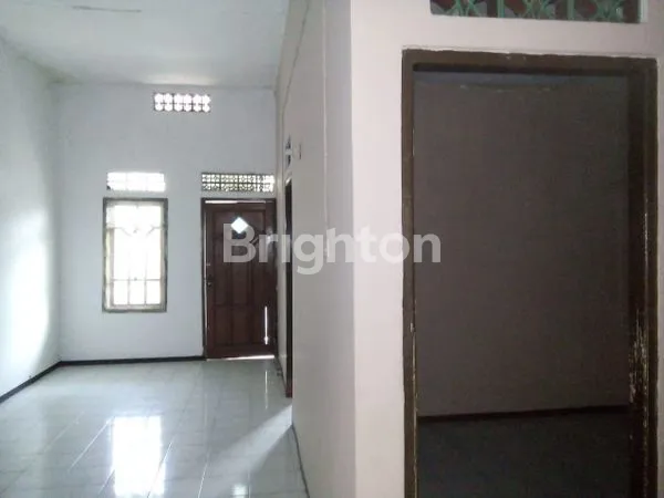 image DIJUAL CEPAT RUMAH 2 LANTAI DI PERUMAHAN TAMAN PUSPA ANGGASWANGI SIDOARJO  (2)