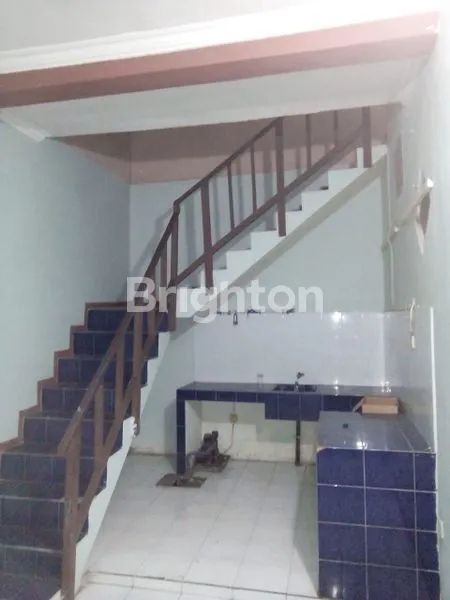image DIJUAL CEPAT RUMAH 2 LANTAI DI PERUMAHAN TAMAN PUSPA ANGGASWANGI SIDOARJO  (4)