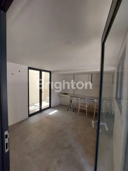 image MURAH BANGET RUMAH BARU TABEBUYA BSD  (4)