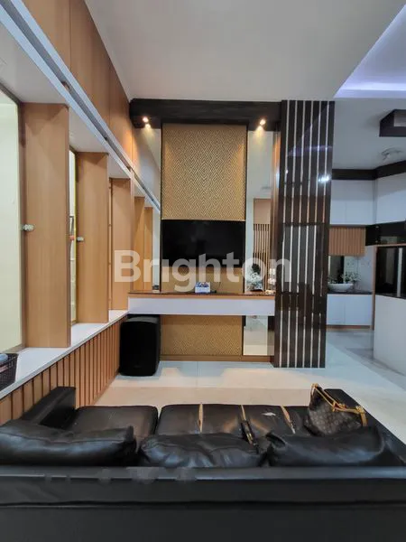 image RUMAH MEWAH HOEK DI PERMATA LIPPO KARAWACI TANGERANG (1)