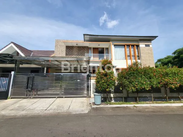 image RUMAH MEWAH HOEK DI PERMATA LIPPO KARAWACI TANGERANG (8)