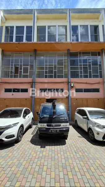 RUKO DI DALAM KOMPLEK