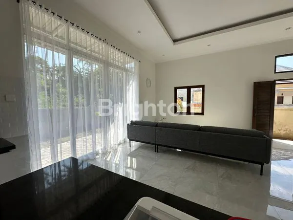 image RUMAH VILLA GIANYAR BALI DALAM KOMPLEK PERUMAHAN ADA SPACE UNTUK POOL DILENGKAPI KITCHEN SET + GRANIT TOP TABLE, KONDISI SANGAT BAGUS SIAP PAKAI (8)