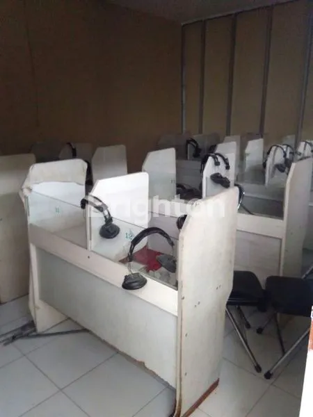 image RUMAH HITUNG TANAH DI JL JATI SELATAN SIDOARJO (4)