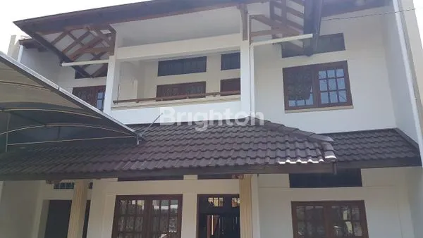 image RUMAH STRATEGIS SIAP HUNI DI JALAN SETRAMURNI (1)