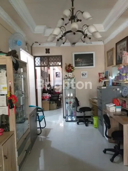 image RUMAH SIAP HUNI LT 180, DEKAT PUSAT KOTA (1)