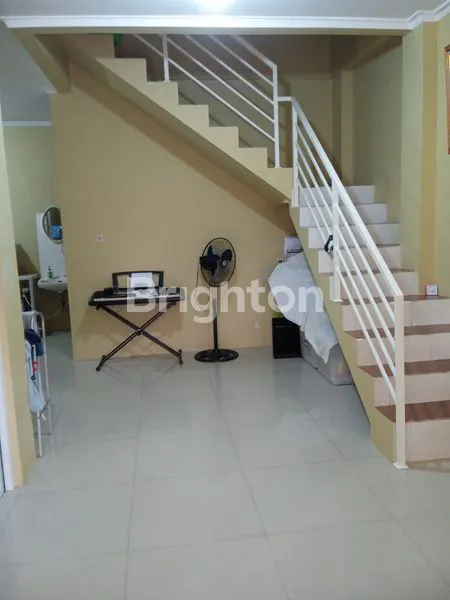 image RUMAH 3 LT SIAP HUNI DI TAMAN UBUD LIPPO KARAWACI TANGERANG (6)