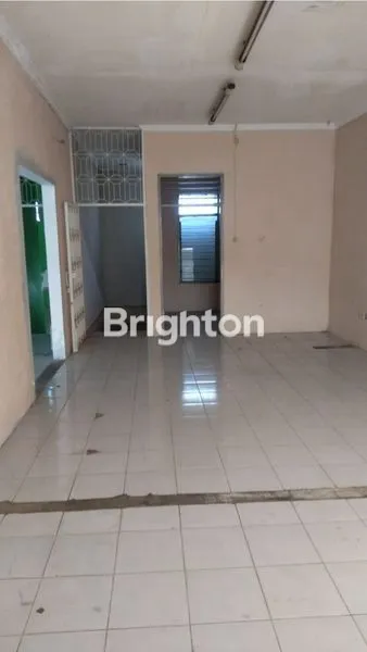 image RUKO 2 LANTAI COCOK BUAT USAHA DITENGAH KOTA SURAKARTA (3)