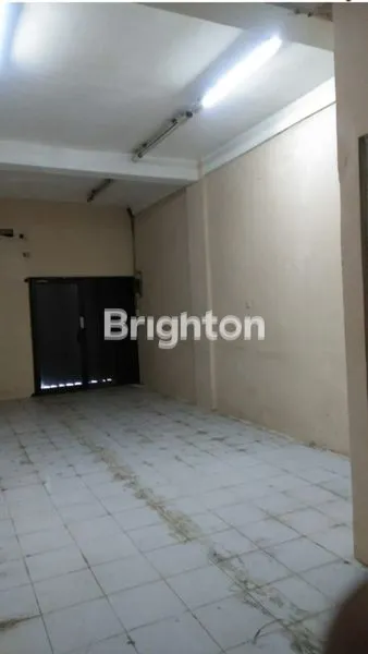 image RUKO 2 LANTAI COCOK BUAT USAHA DITENGAH KOTA SURAKARTA (5)