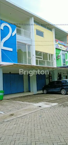 image RUKO 3 LANTAI STRATEGIS DEKAT KOTA DI LINGKUNGAN NYAMAN SIAP PAKAIHEAVENLAND PARK (1)