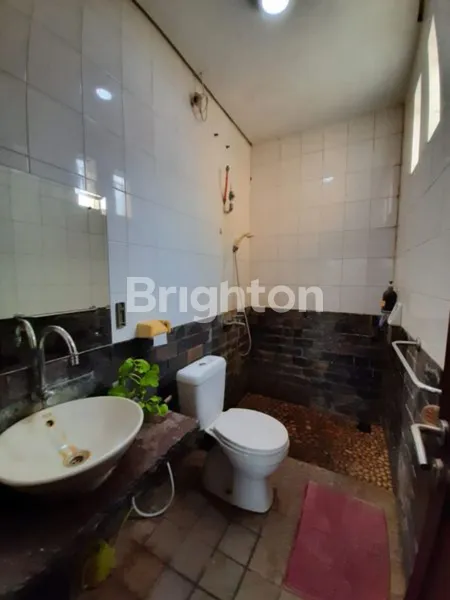 image RUMAH 2 LANTAI SIAP HUNI  PONDOK AREN TANGERANG SELATAN (8)