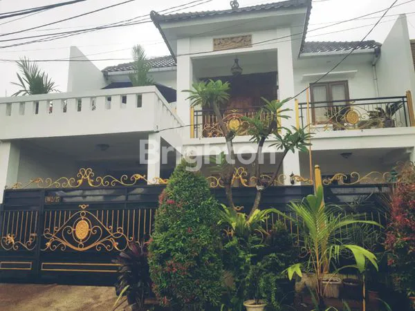 image RUMAH MEWAH ASRI NYAMAN DI SEKTOR 3 BINTARO (1)