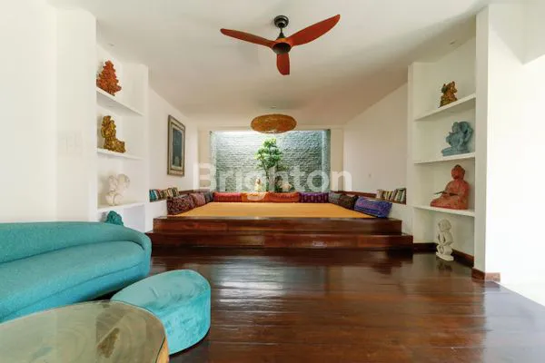 image EXQUISITE 2 BR VILLA IN THE HEART OF SANUR (2)