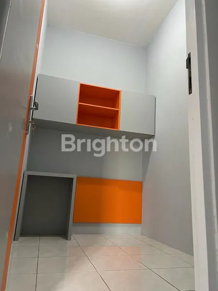 image RUKO TAMAN PALEM LESTARI 3 LANTAI(HOEK) - CENGKARENG BARAT (3)