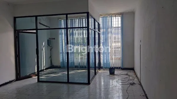 image RUKO 2 LANTAI DI BRIGJEN SUDIARTO SEMARANG (3)