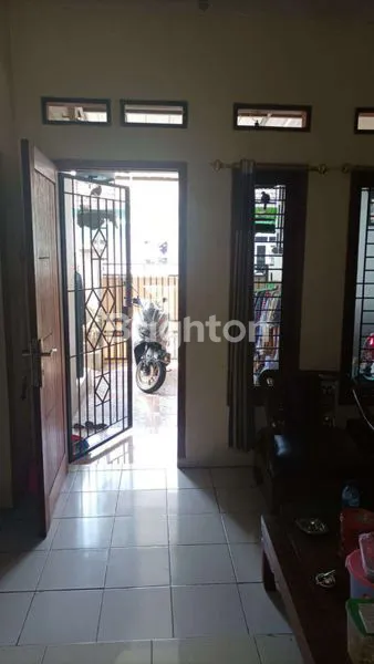 image RUMAH 1,5 LANTAI SIAP HUNI DI GRAND RESIDENCE CITY BEKASI (3)