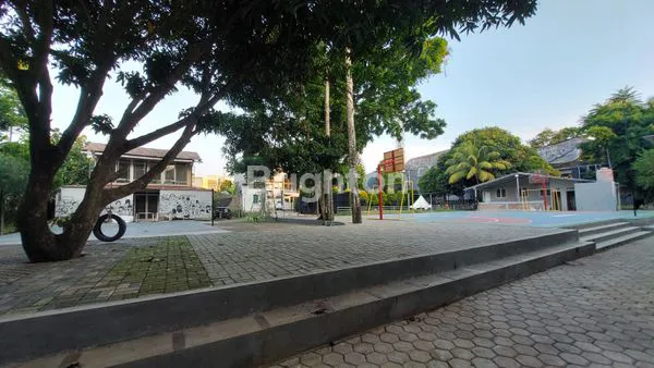 image GEDUNG SIAP PAKAI DI SERPONG (2)