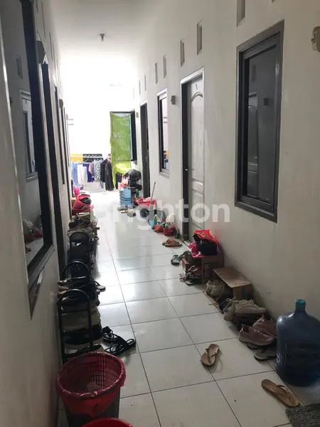 image GUDANG & TEMPAT KOST AKTIF DI TULUNGAGUNG (6)