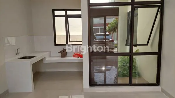 image RUMAH CANTIK DALAM CLUSTER NUANSA RESORT DAN VIEW PEGUNUNGAN DI SENTUL BOGOR (3)