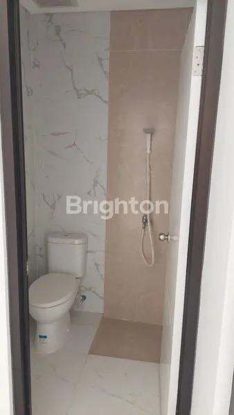 image RUMAH CANTIK DALAM CLUSTER NUANSA RESORT DAN VIEW PEGUNUNGAN DI SENTUL BOGOR (5)