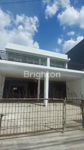 RUKO BARU PINGGIR JALAN RAYA CILEDUG, KOTA TANGERANG, 2 LANTAI, UK. 5X20 M2, LUAS TANAH 200 M2, PINGGIR JALAN RAYA, COCOK UNTUK KANTOR, GUDANG, EKSPEDISI DAN SEMUA USAHA NEGO TIPIS